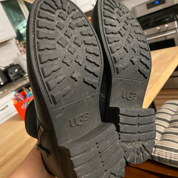 UGG Booties - Picture 4 of 5